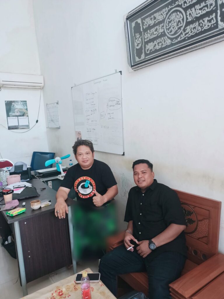 Pimpinan Redaksi Informasi Publik Silaturahmi Ke Kantor Hukum LBH Cakram