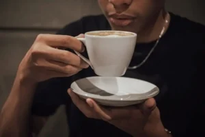 Ngopi Bukan Sekadar Tren: Filosofi di Balik Budaya Minum Kopi di Daerah