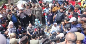 Konflik Wabub Sidoarjo Berakhir Damai Setelah Ratusan Wartawan Gelar Aksi dan Dapatkan Permintaan Maaf Resmi