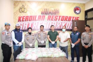 Polres Sumenep Serahkan Barang Temuan Nelayan Masalembu ke Polda Jatim