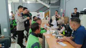 Polresta Malang Kota Beri Layanan Kesehatan Gratis untuk Driver Ojol