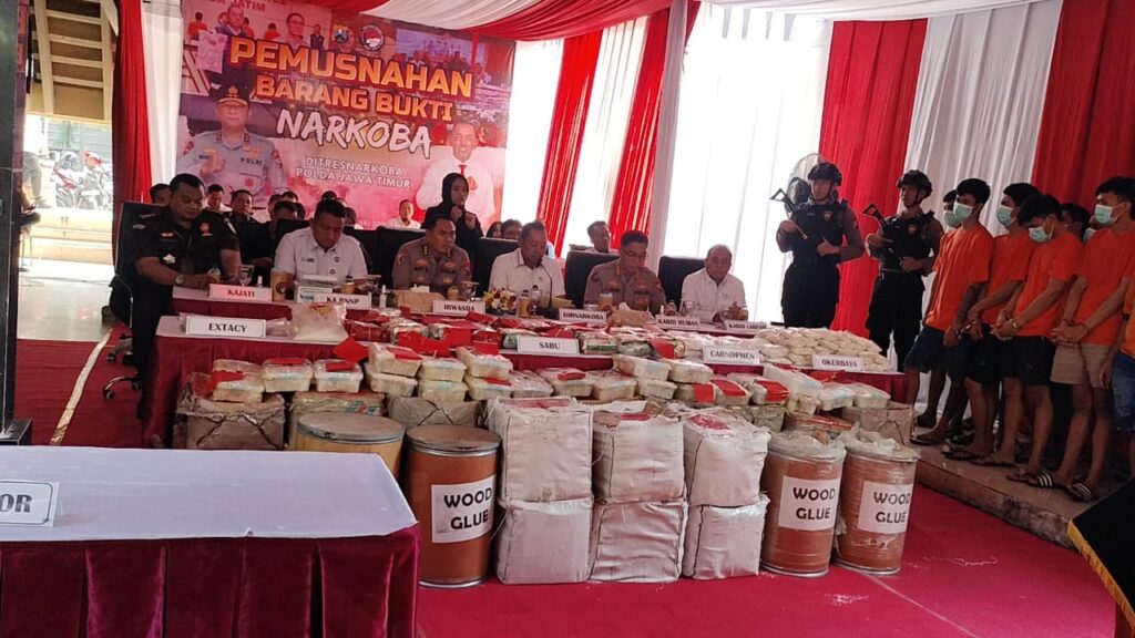 Ditresnarkoba Polda Jatim Ungkap 3.022 Kasus Narkoba Semester Pertama 2025, Selamatkan 1,2 Juta Jiwa