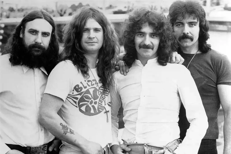 Black Sabbath: Legenda Heavy Metal dari Birmingham hingga Konser Perpisahan Bersejarah