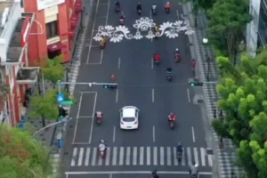 Pemkot Surabaya Evaluasi Penataan Parkir Jalan Tunjungan