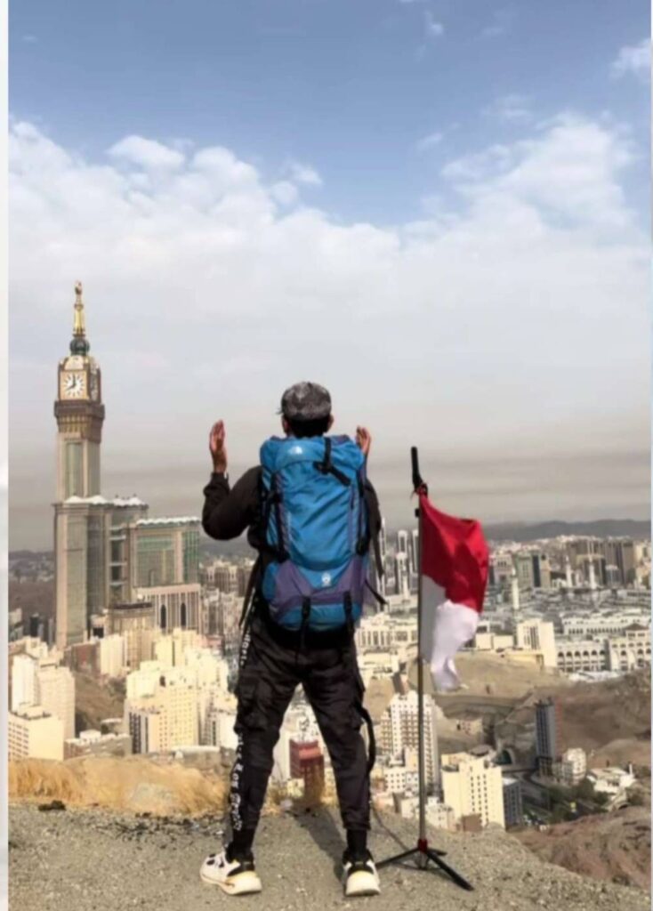 Hendy: Pemuda Berjalan Kaki Tiba di Kota Suci Mekkah Arab Saudi