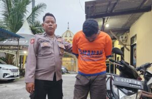 Polsek Kenjeran Amankan Pelaku Curanmor di Kedinding Tengah dari Amukan Massa
