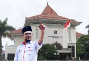 APBD Surabaya 2026 Disahkan, Aktivis 98: Jangan Jadi Alat Branding Kekuasaan!