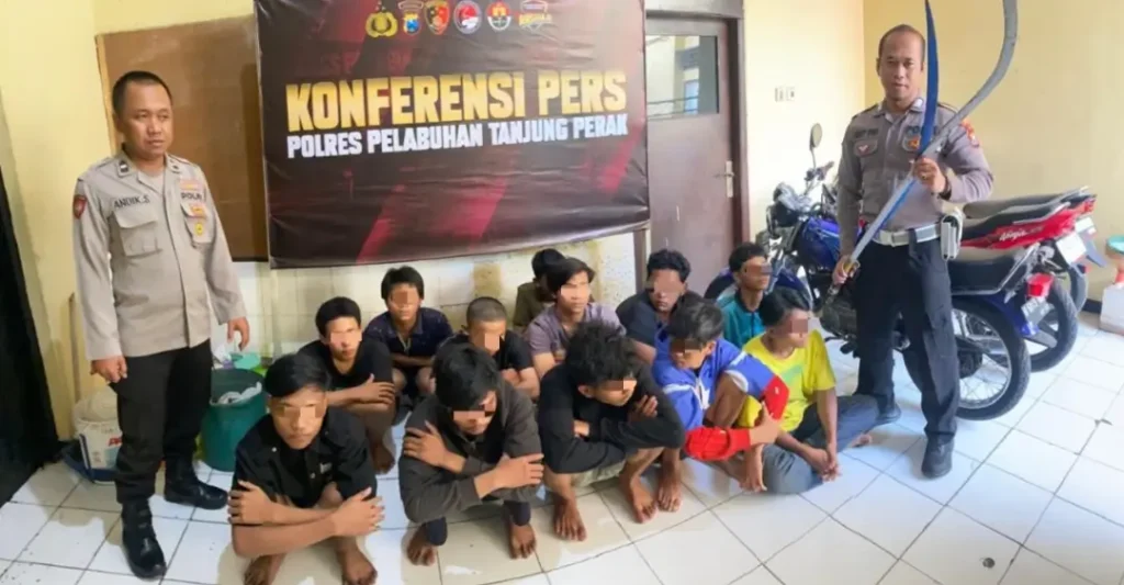 Polisi Berhasil Gagalkan Aksi Tawuran di Jalan Pogot, 12 Remaja Diamankan