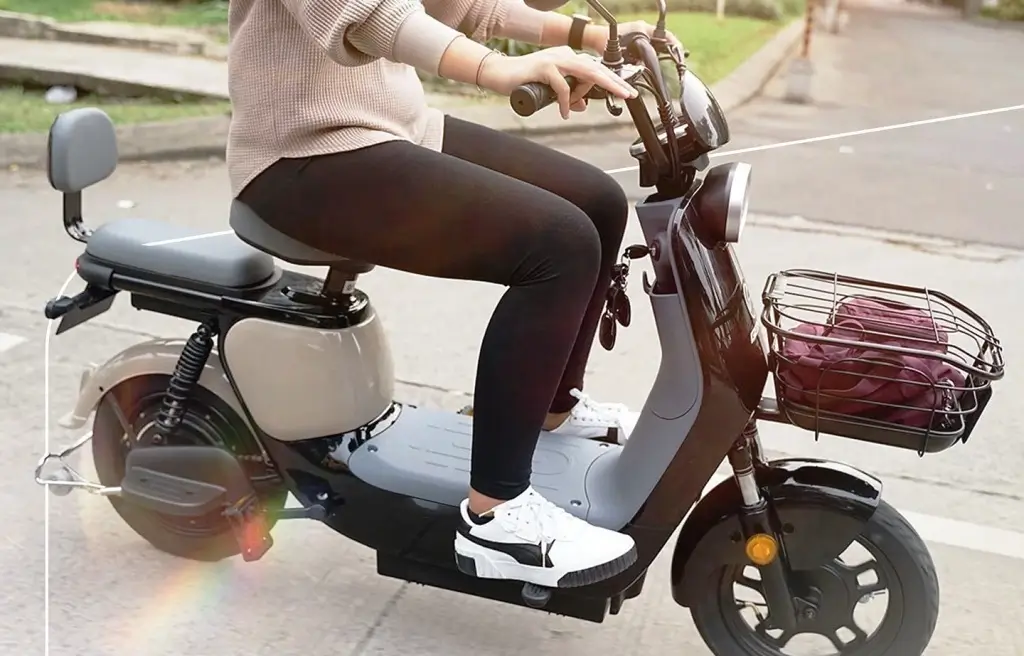 Operasi Zebra Semeru 2025 di Surabaya Tertibkan Sepeda Listrik