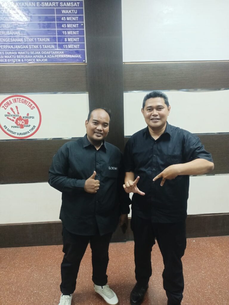 Pelayanan SAMSAT Surabaya Kini Makin Mudah, Petugas Imbau Warga Urus Sendiri Tanpa Calo