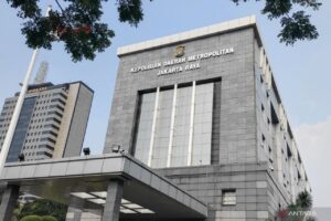 Mantan Gubernur Bengkulu Ditetapkan Sebagai DPO oleh Polda Metro Jaya