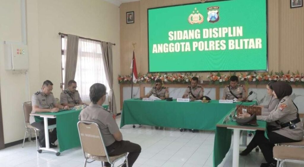 Empat Oknum Penyidik Polres Blitar Jalani Sidang Disiplin salah satunya di Patsus