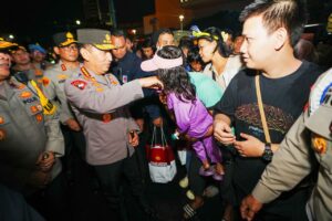 Kapolri Turun Langsung ke HI, Cek Pengamanan Tahun Baru hingga Sapa Masyarakat