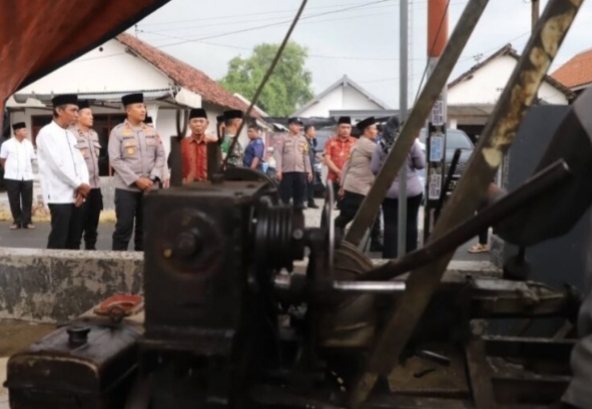 Polres Kediri Bangun Sumur Bor Bantu Kebutuhan Air Bersih Warga Desa Belor