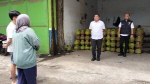 Stok Gas Melon Habis Diserbu Warga, Polisi Lakukan Pengecekan Distribusi