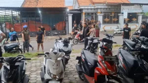 Tim Patroli Polres Probolinggo Bubarkan Aksi Adu Kecepatan, Orang Tua Pelaku Dipanggil