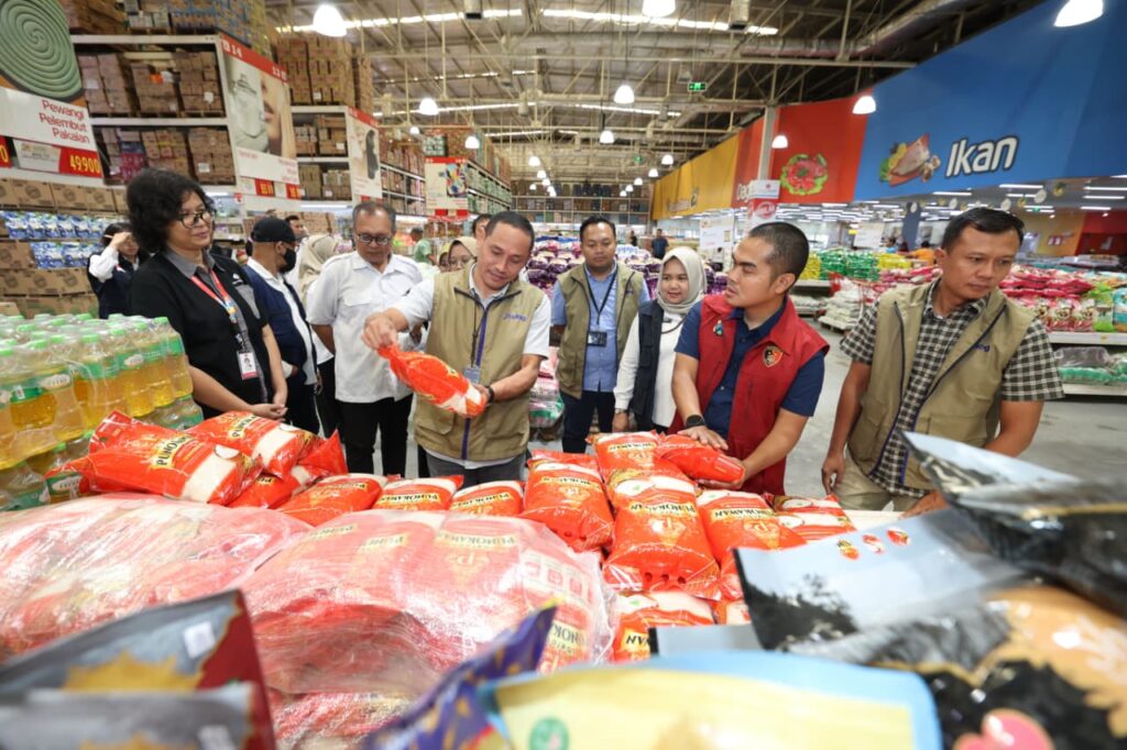 Harga Disikat, Izin Edar Dicek! Polda Jatim Pastikan Tak Ada Pangan Bermasalah Saat Lebaran