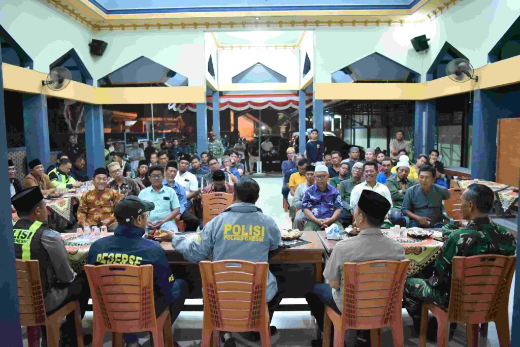 Kapolres Gresik Tegaskan Komitmen Jaga Kamtibmas Usai Mediasi Warga Campurejo dan Banyutengah