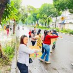 Ramadhan Penuh Berkah, Crew 136 Bagikan Ratusan Takjil Gratis