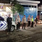 Antisipasi Perang Sarung, Polres Pelabuhan Tanjung Perak Intensifkan Patroli Jelang Sahur