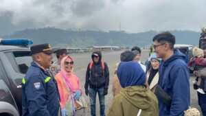 Patroli Lebaran, Polres Probolinggo Perketat Pengamanan Wisata Gunung Bromo
