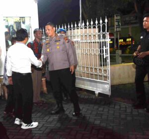 Kapolres Bondowoso Cek Langsung Pengamanan Gereja Jelang Paskah, Pastikan Ibadah Aman dan Khidmat