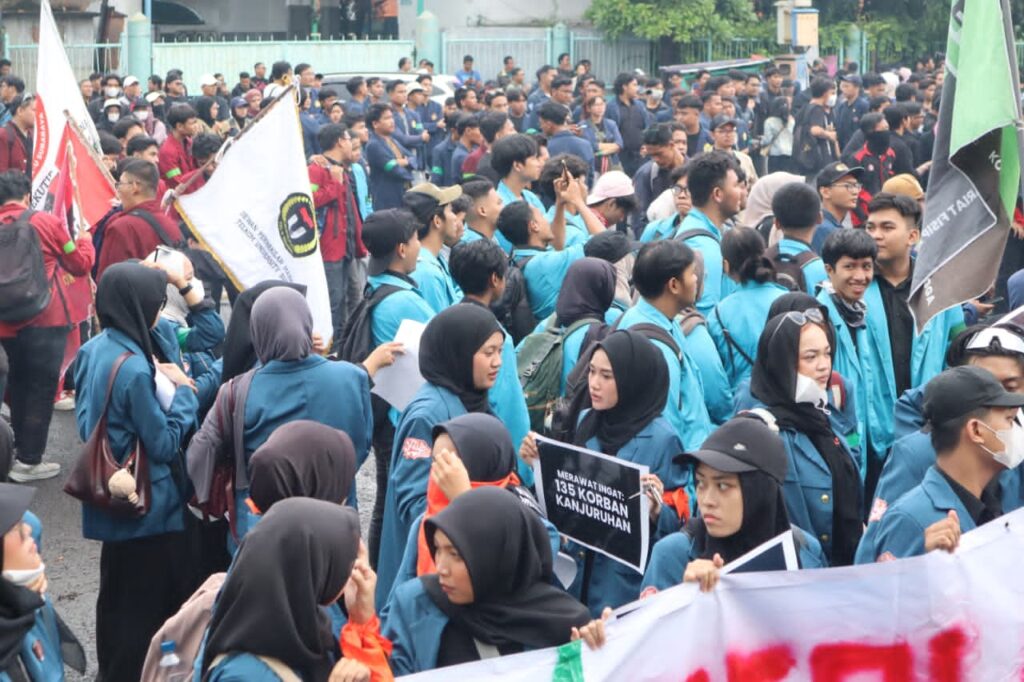 May Day Kondusif, Kapolrestabes Surabaya Apresiasi Buruh dan Mahasiswa