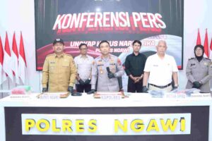 Polres Ngawi Tangkap Dua Pengedar Narkoba, 223,842 Gram Sabu Disita