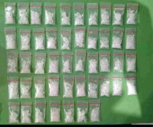 Polrestabes Surabaya Tangkap Pengedar Sabu, Sita 42,9 Gram Barang Bukti