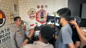 Tim URC Polrestabes Surabaya Amankan 2 Tersangka Curanmor Milik Kurir