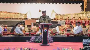Kapolda Jatim Gaungkan Semangat Jogo Jawa Timur di Pagelaran Wayang Kulit Hari Bhayangkara ke – 80