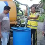 Polres Tuban Salurkan 40 Ribu Liter Air Bersih ke Tiga Desa Terdampak Kekeringan