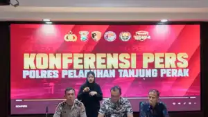 Satresnarkoba Polres Pelabuhan Tanjung Perak Ungkap Peredaran 292,93 Gram Sabu, Dua Tersangka Diamankan