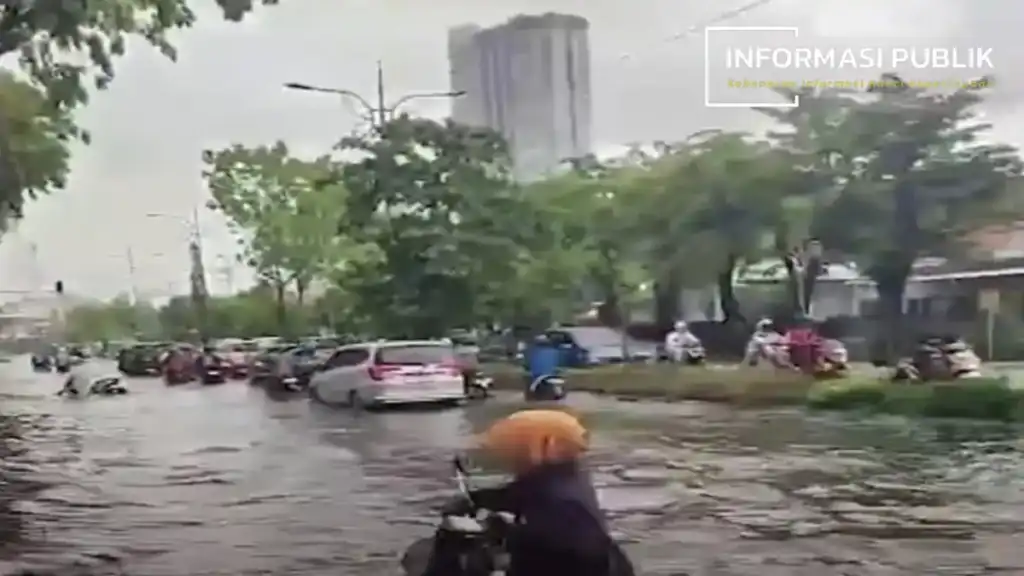 Banjir Surabaya Mulai Surut, DSDABM Sebut Pasang Air Laut Hambat Proses di Sejumlah Titik