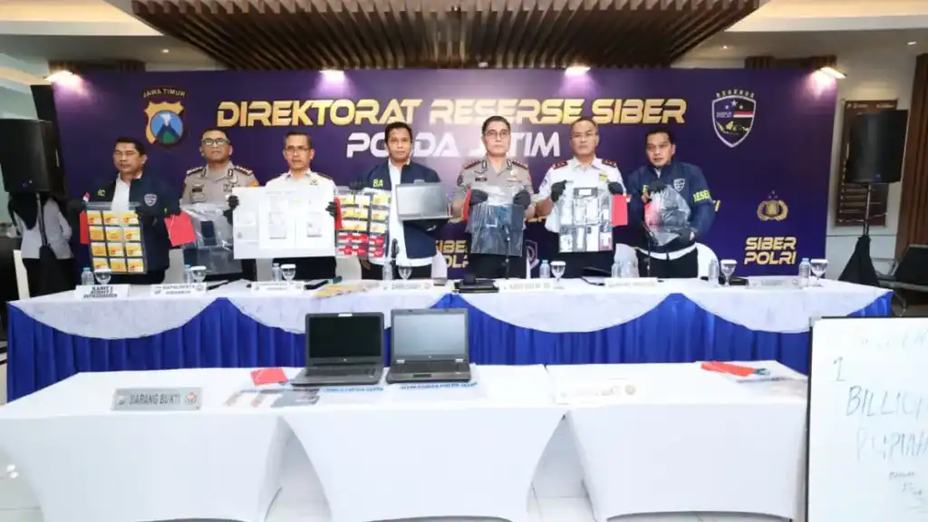 Polda Jatim Ringkus Pelaku Love Scamming Jaringan Internasional