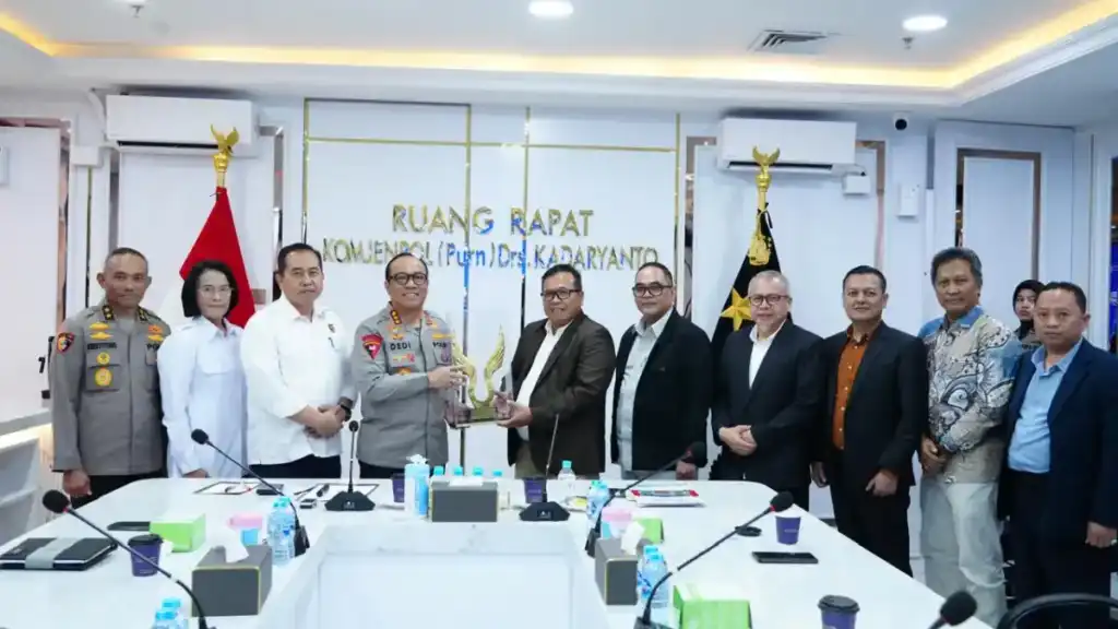Wakapolri Raih Penghargaan The Visionary Leader of National Security, Akademisi Apresiasi Reformasi dan Transformasi Polri
