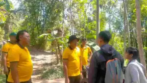 Respon Cepat Call Center 110 Polres Bondowoso Selamatkan 2 Warga Tersesat di Puncak Mahadewa Curahdami