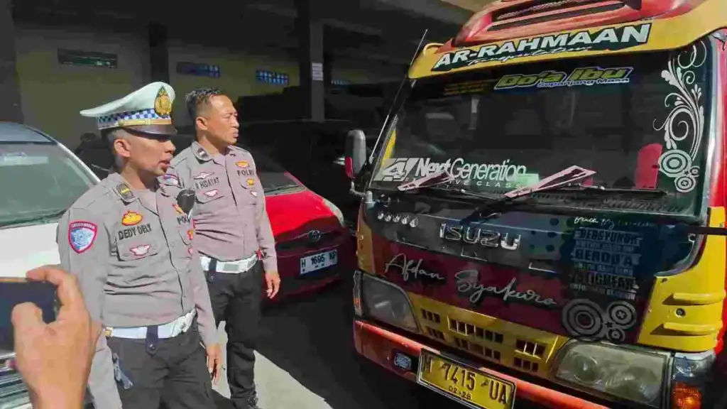 Sopir Bus Mini di Sampang Ditangkap, Diduga Lakukan Pelecehan Seksual terhadap Penumpang
