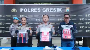 Polres Gresik Bongkar Peredaran Narkoba Sistem Ranjau, Dua Kurir Sabu Diamankan