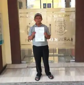 Maling Satroni Teras Rumah di Bulak Banteng, Motor dan Dompet Raib