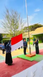 MIN 4 Banggai Jadi Tuan Rumah Upacara Hari Kesadaran Nasional