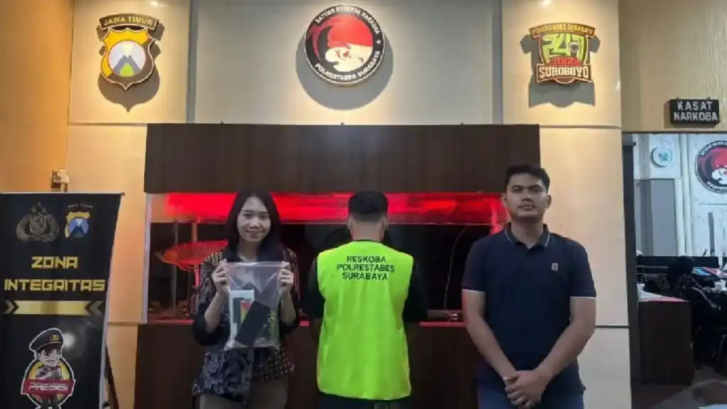Polrestabes Surabaya Bekuk Pengedar Sabu