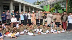 PDAM Luwuk Utara Gandeng Warga dan Santri DDI