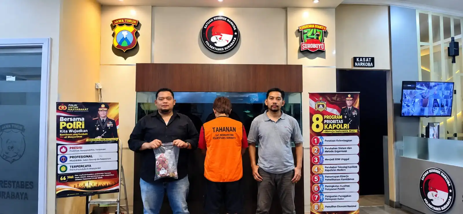Satresnarkoba Polrestabes Surabaya Bongkar Peredaran Sabu