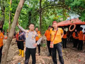 Insiden Panjang Jiwo, Pelaku Terjun Ke Kali Jagir